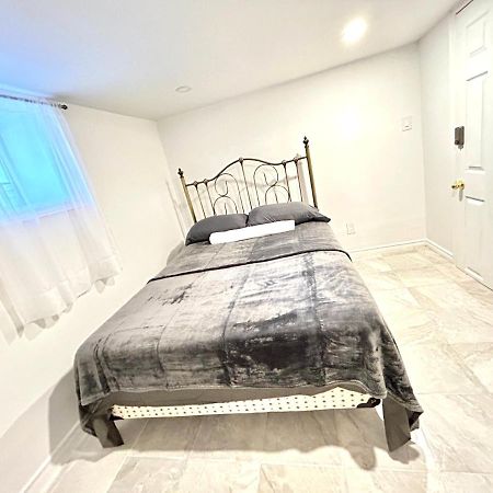 Aubin Paradise Housing Windsor Eksteriør billede